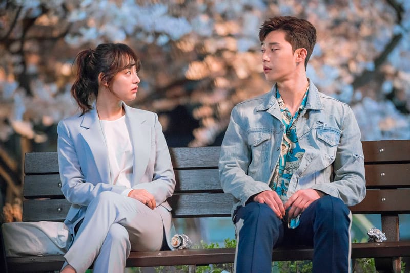«Борьба за мой путь» рассказывает историю о Го Донг Мане (Seo Joon Park) и Чой Ае Ра (Ким Чжи Вон), двух друзьях детства, которые сталкиваются с переломным моментом в своей жизни